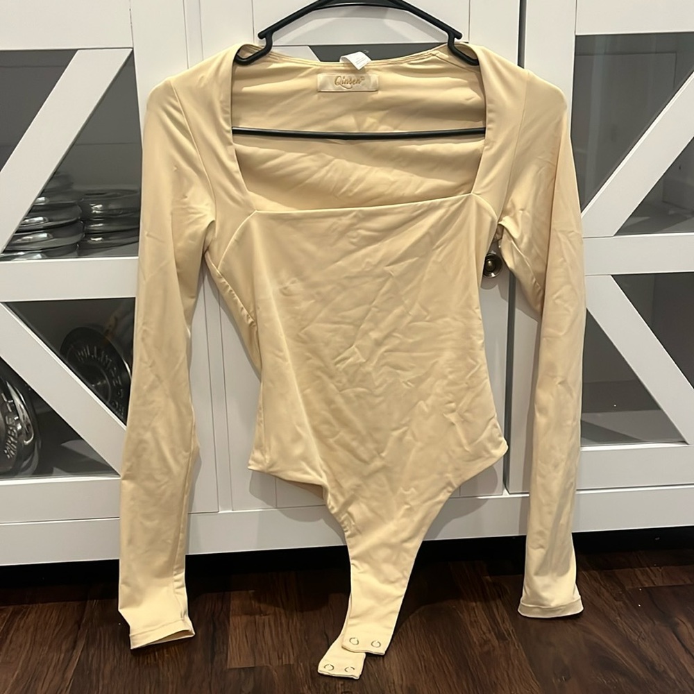 Qinsen square neck bodysuit small